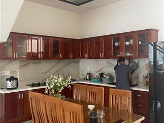 Bán nhà đẹp 3 tầng hẻm đường ngô đến ngọc hiệp nha trang. giá 3 tỷ 980