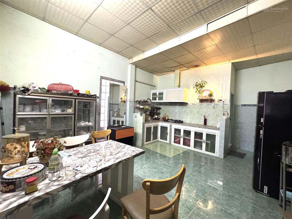 Bán nhà 3 tầng mặt tiền đường phương sài gần chợ giá 7,2 tỷ