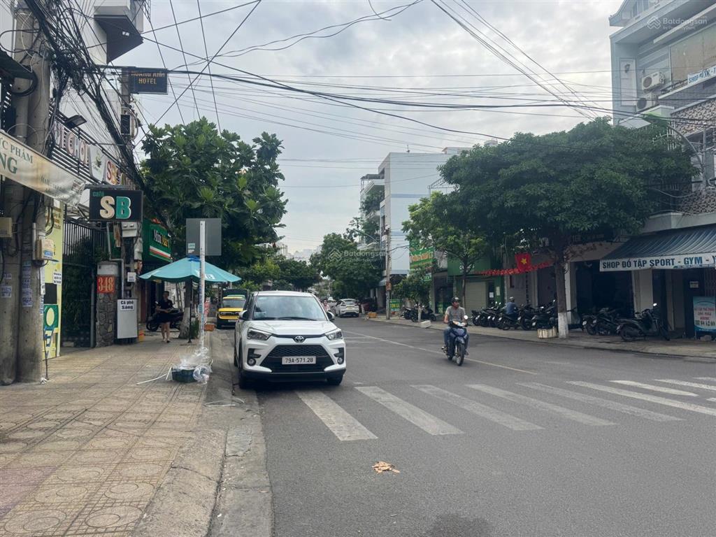 Bán đất lô góc tặng nhà cấp 4 đường dã tượng và lương thế vinh dt 262,9m2