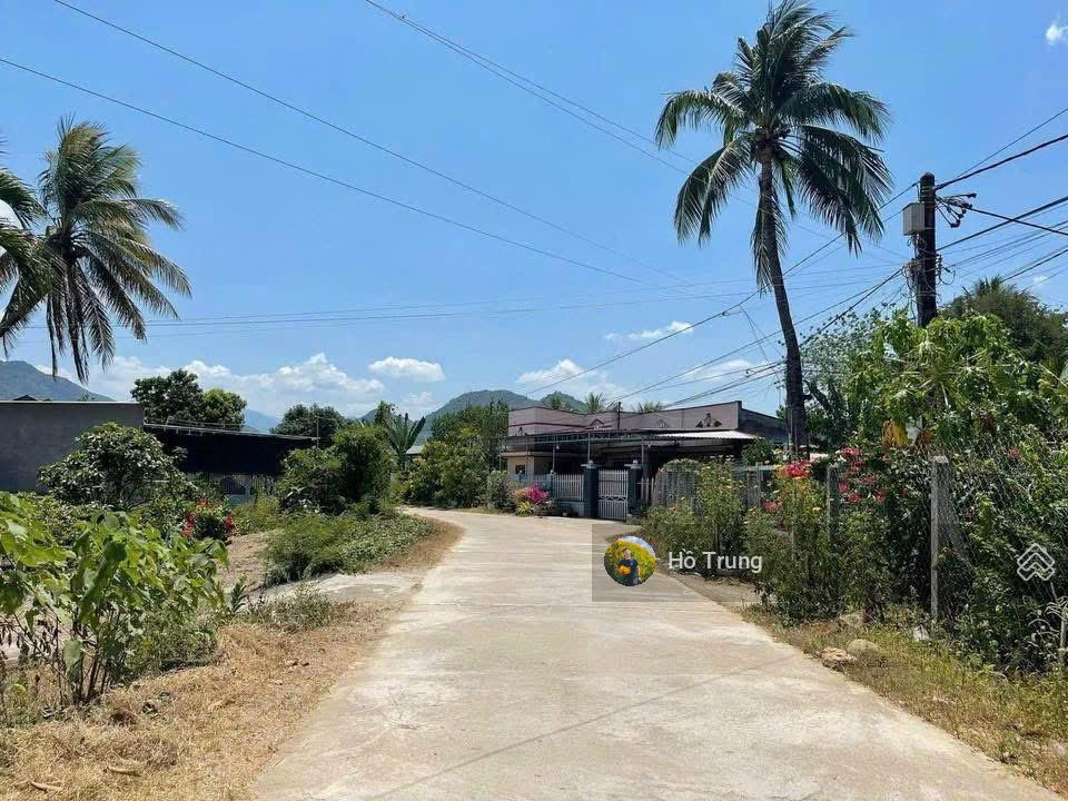 Bán mảnh vườn ngay ubnd xã diên tân, có thổ cư giá tốt