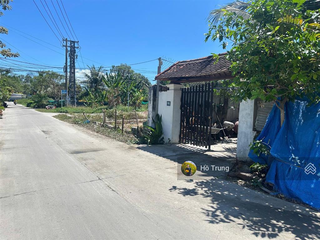 Đất dân cắt bán mặt đường hòn nghê  trạm điện. 90.6m2 ngang 6m full thổ