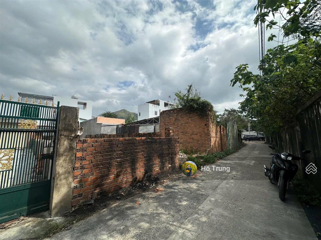 Bán lô đất đẹp mặt hẻm 3 thái phiên  qh ra đường lương ngọc quyến  giá 26,7 tr/m2