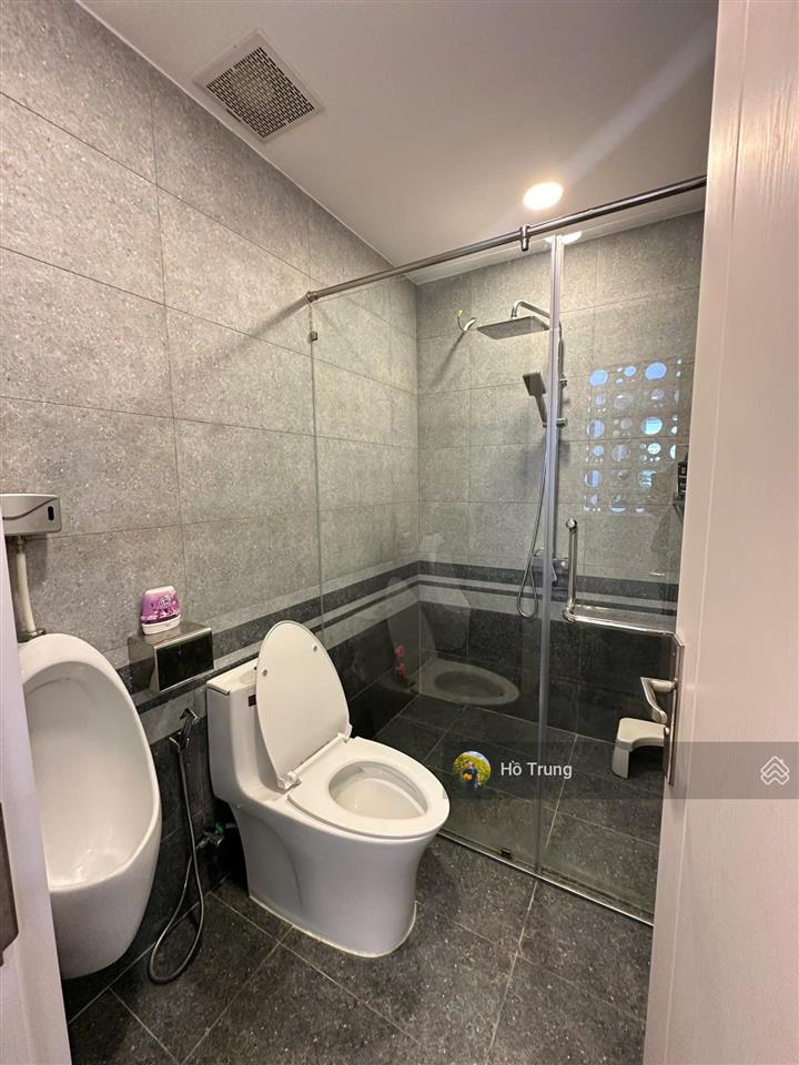 Nhà 4 tầng đường ngô gia tự (đoạn 2 chiều) cần bán