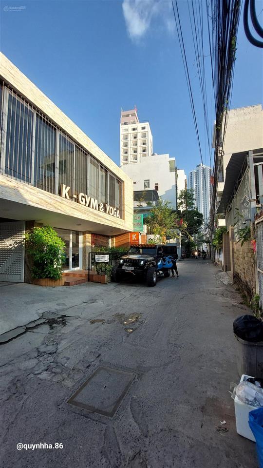 Bán nhà 3 tầng gần biển, hướng đông, đường sao biển, vĩnh hải, nha trang. dt 117.6m2 dòng tiền 25tr