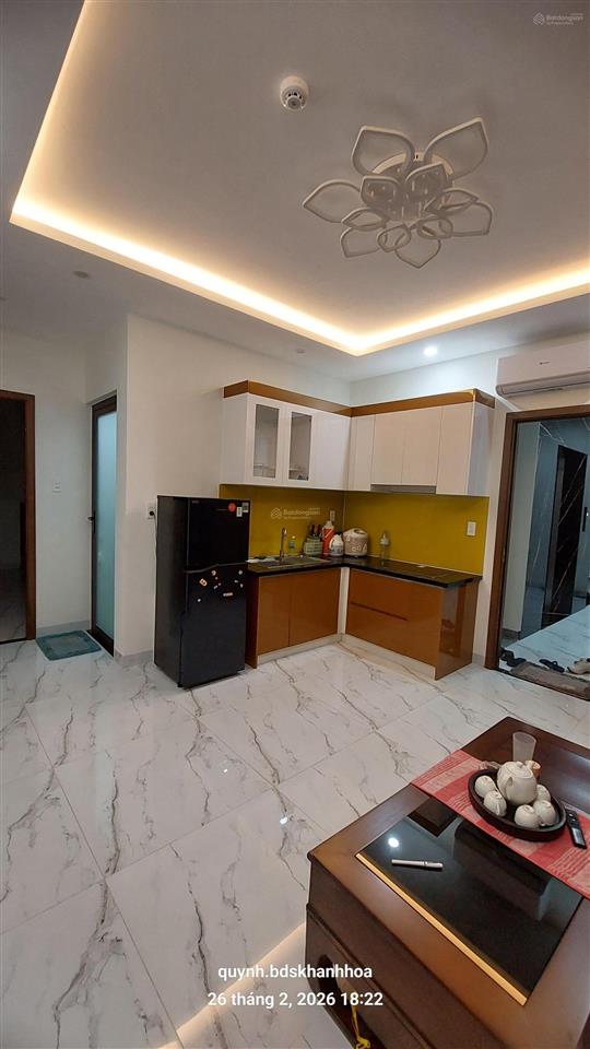 Bán tòa nhà căn hộ mới, gần biển đang có dòng tiền 50 tr/ tháng. dt 120 m2 ngang 8.6m, xây 5 tầng.