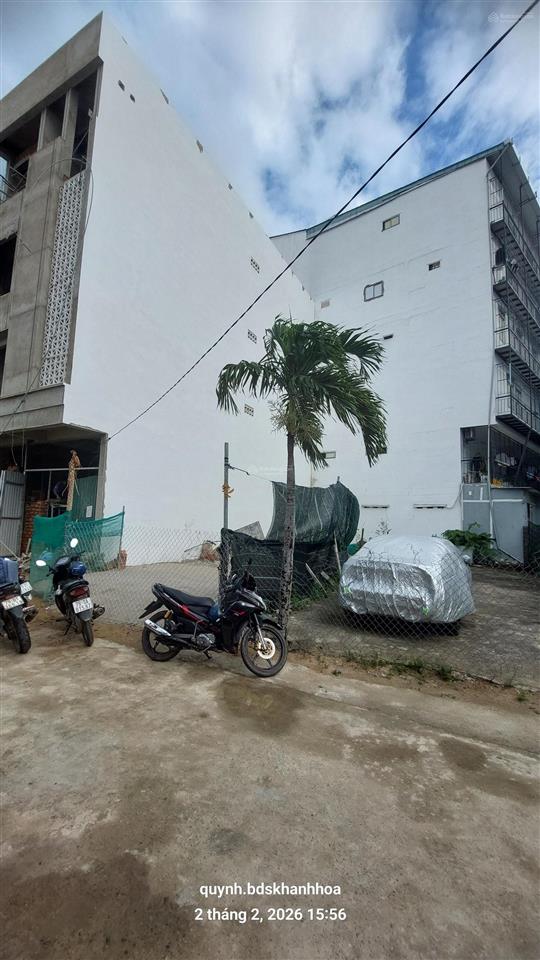 Ngang 11m, dt 177m2, góc 2 mặt tiền đường 5m hẻm đoàn trần nghiệp, vĩnh phước, nha trang giá 62 tr