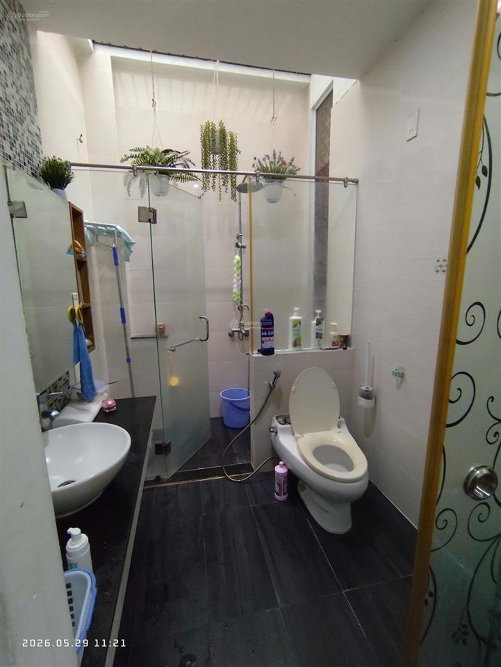 Bán nhanh nhà 3 tầng, dt 75m2 hướng đông, mặt tiền đường quảng đức, phường bắc nha trang giá 8.5 tỷ
