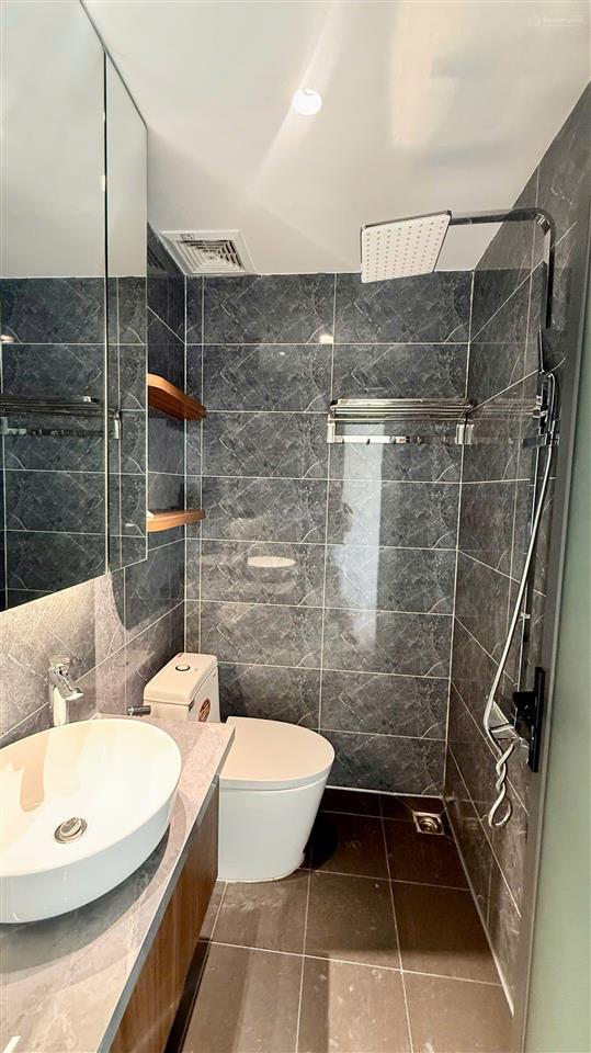 Bán căn góc đông nam 18 tòa 2b mường thanh viễn triều nha trang. dt 62 m2 full nội thất mới cao cấp