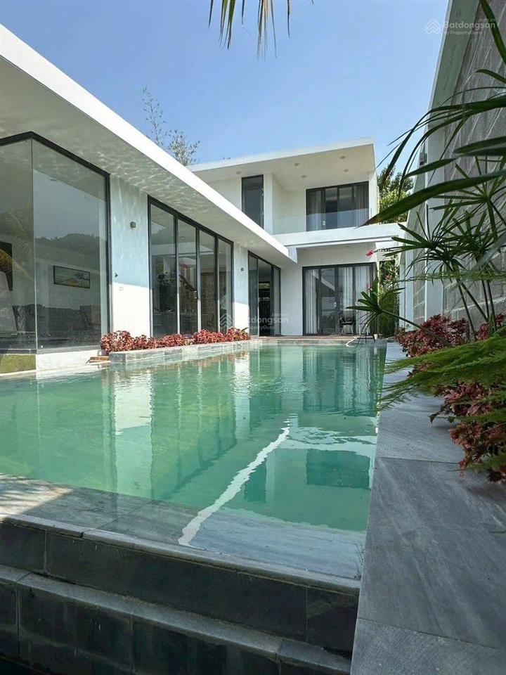 Bán biệt thự 2 tầng, dt 332 m2 hướng nam, đường huỳnh văn nghệ, khu biệt thự lấn biển vĩnh hòa, nt