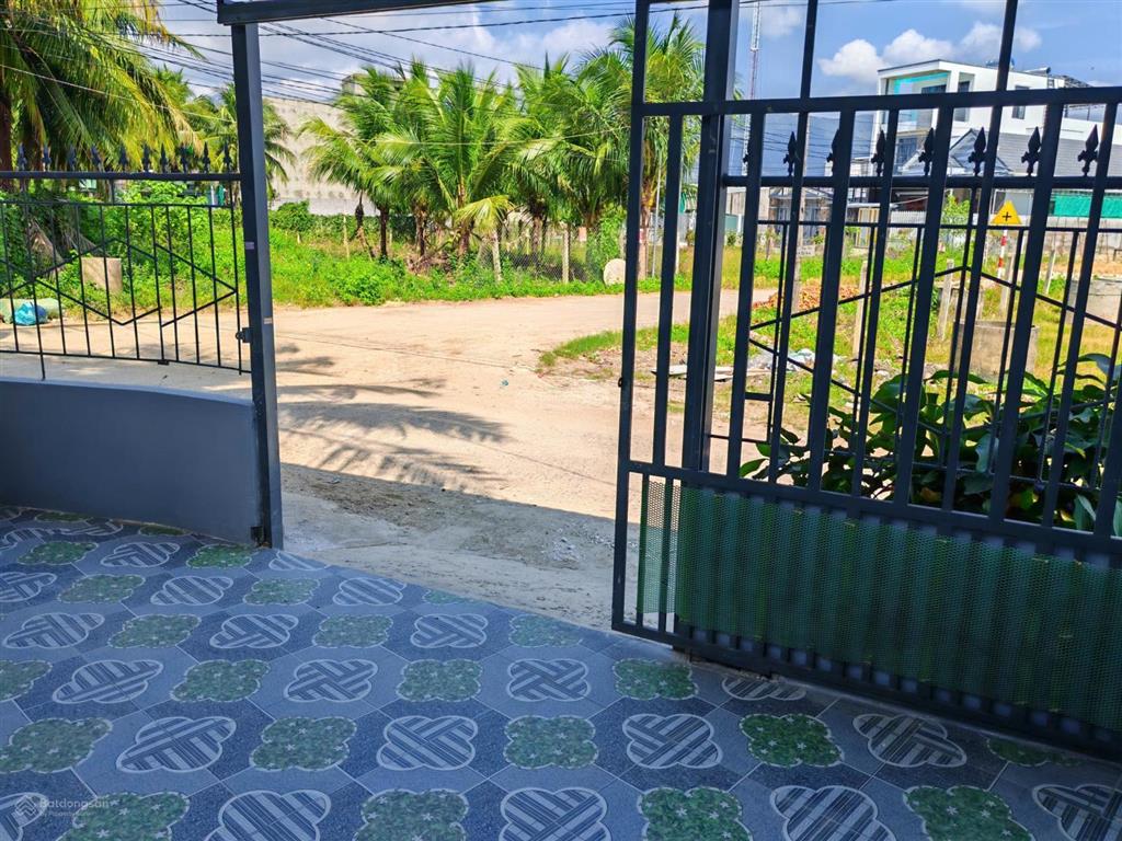 Nhà mặt tiền đường gò đại đường rộng 6m pháp lý rõ ràng
