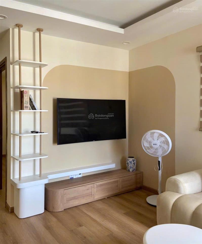 Cho thuê căn hộ 2 phòng ngủ 2 wc với nội thất decor siêu xinh tại ct4 vcn phước hải