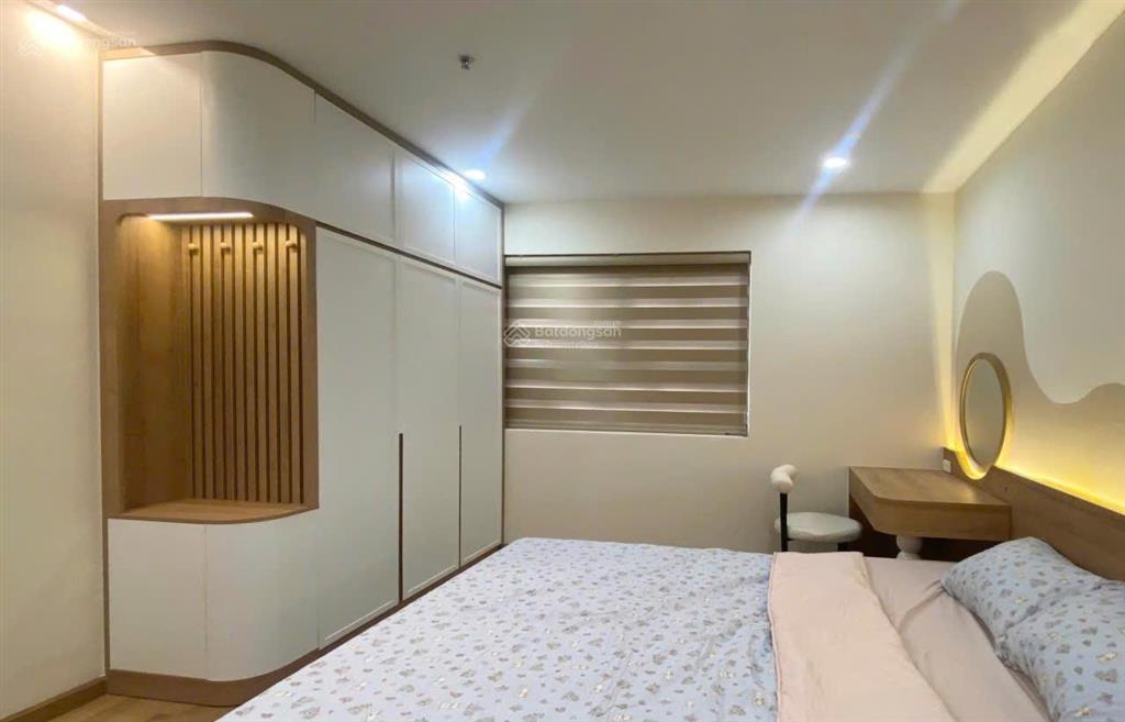 Cho thuê căn hộ 2 phòng ngủ 2 wc với nội thất decor siêu xinh tại ct4 vcn phước hải