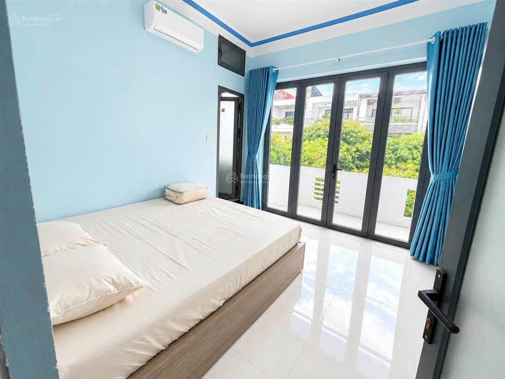 Cho thuê nhà nguyên căn kđt mỹ gia, 5 pn, 6 wc, full nội thất, đường 11m, phù hợp mở văn phòng