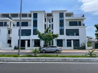 Bán biệt thự biển cồn tân lập nha trang, giá chỉ 150 triệu/m2 mặt tiền biển ngay trần phú nha trang