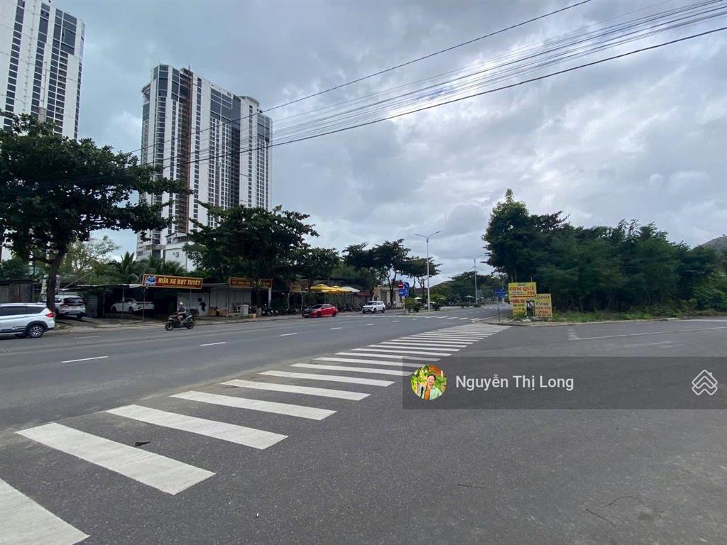 Bán đất gần biển mặt tiền đường phạm văn đồng
