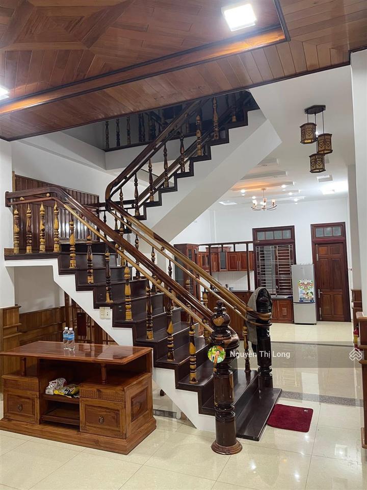 Cho thuê nhà nguyên căn đường lê hồng phong