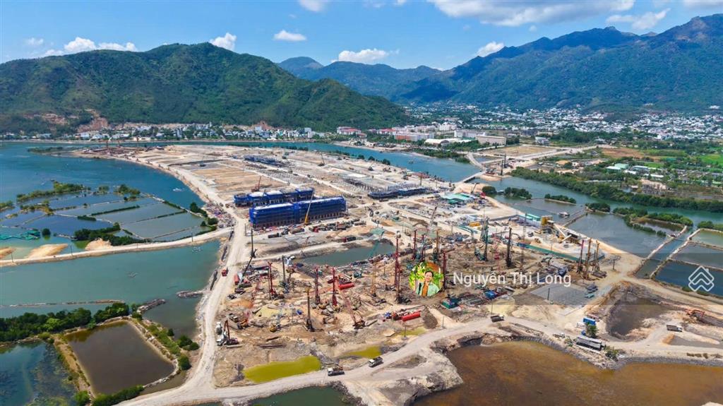 Sở hữu căn liền kề khoáng nóng  dự án tập đoàn sungroup ngay trung tâm nha trang