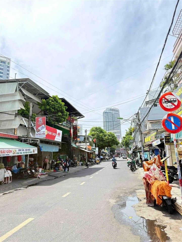 Bán nhà mặt tiền huỳnh thúc kháng khu phố du lịch hàn quốc, ngang hơn 8m đang cho thuê thu nhập tốt