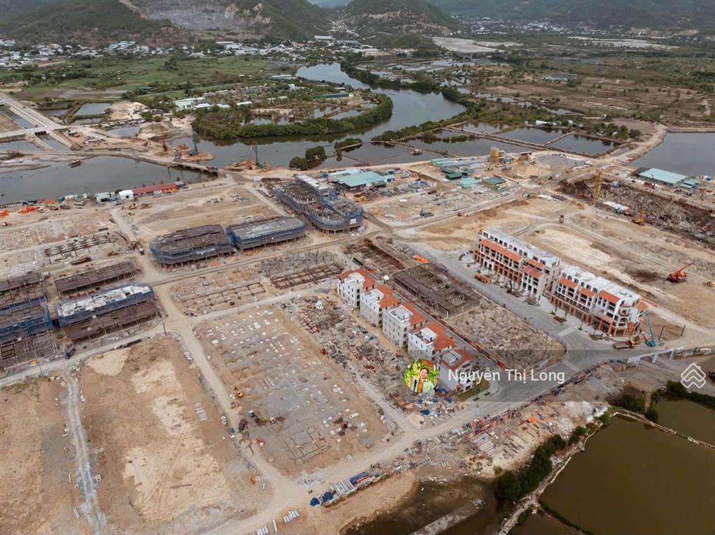 Căn liền kề đường d6  charmora city (sun nha trang)