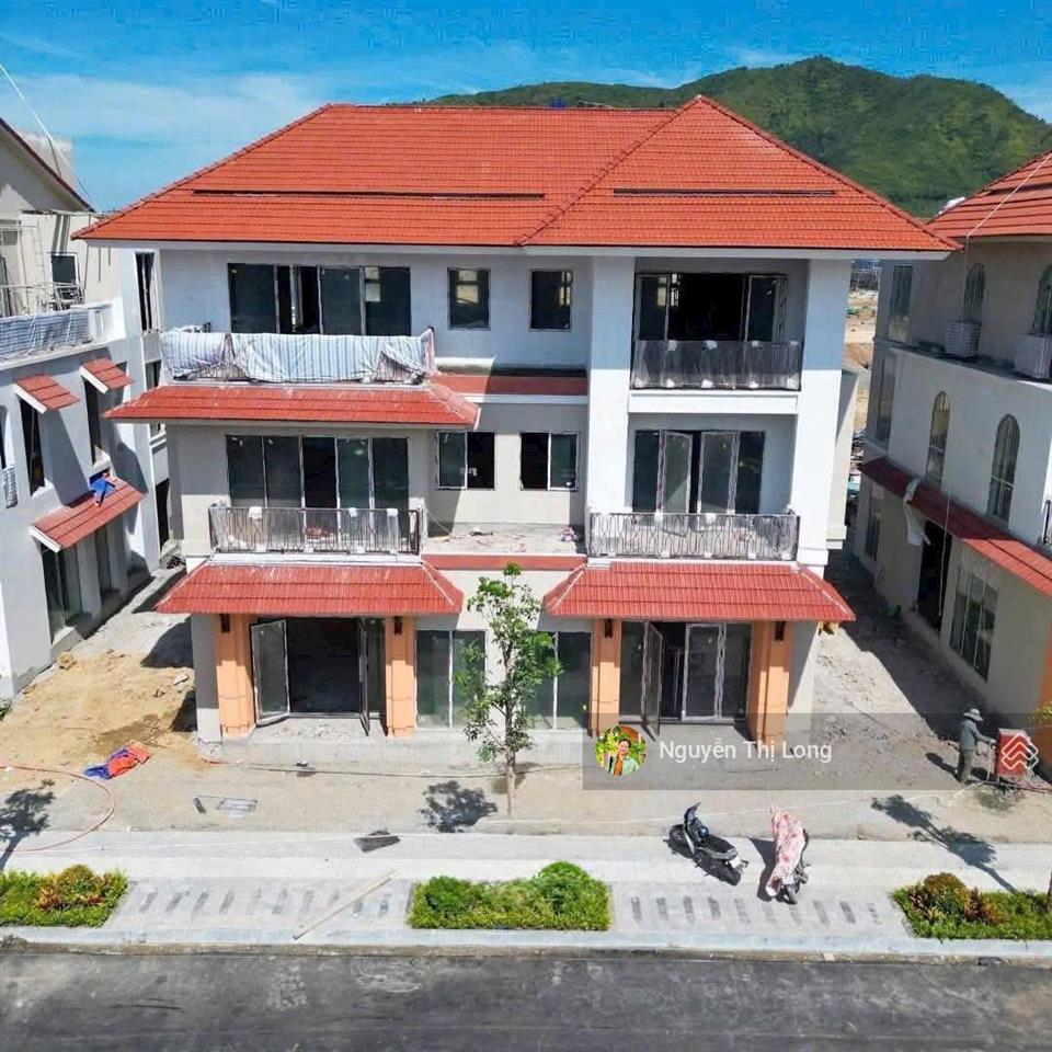 Bán căn song lập gần sông d16.11 charmora city nha trang