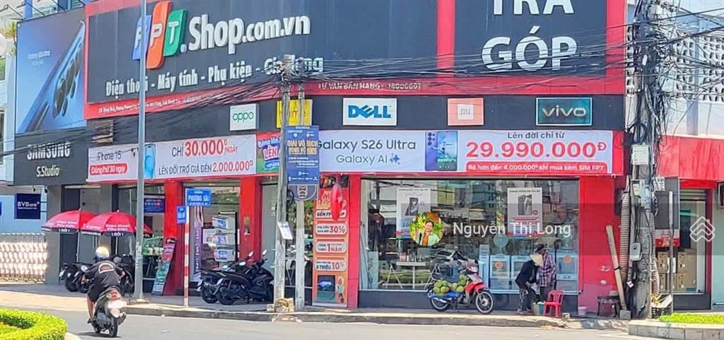 Cho thuê căn góc đường thống nhất