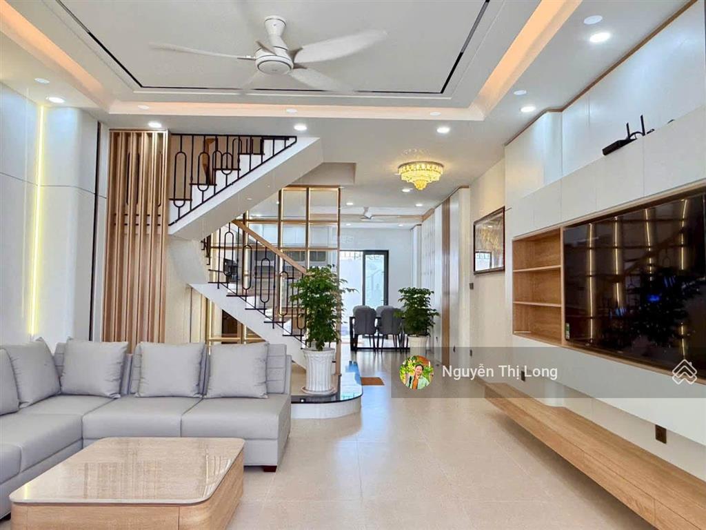 Bán nhà 3,5 tầng gói 5 khu đô thị mỹ gia