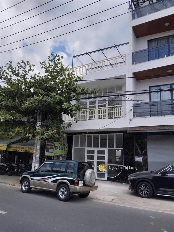 Bán nhà 2,5 tầng đường phạm văn đồng vĩnh hòa