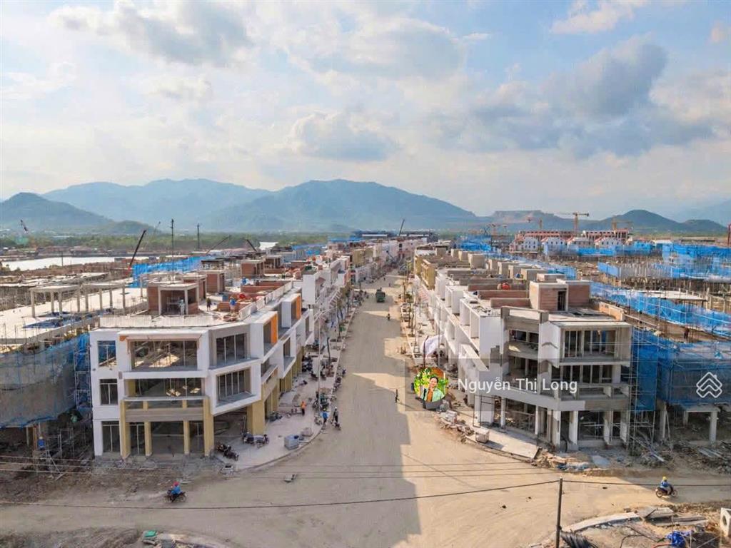 D326 nhà phố 3 tầng 112,5m | hỗ trợ hoàn thiện gần 763 triệu