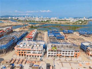 Charmora city nha trang  căn liền kề 3 tầng, đường d6 trục đường chính của đảo an cư rộng 20m