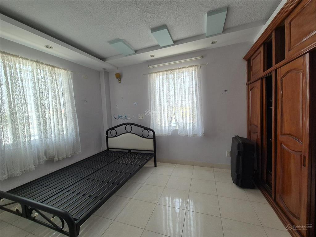 Bán nhà mặt tiền đường trần nhật duật nha trang 5 tầng 15.5 tỷ