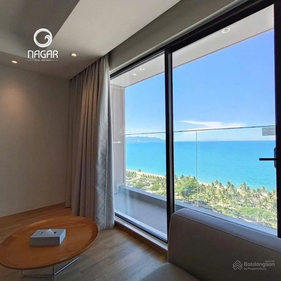 Bán khách sạn 4* tại khu phố tây nha trang = giá bán 450 tỷ