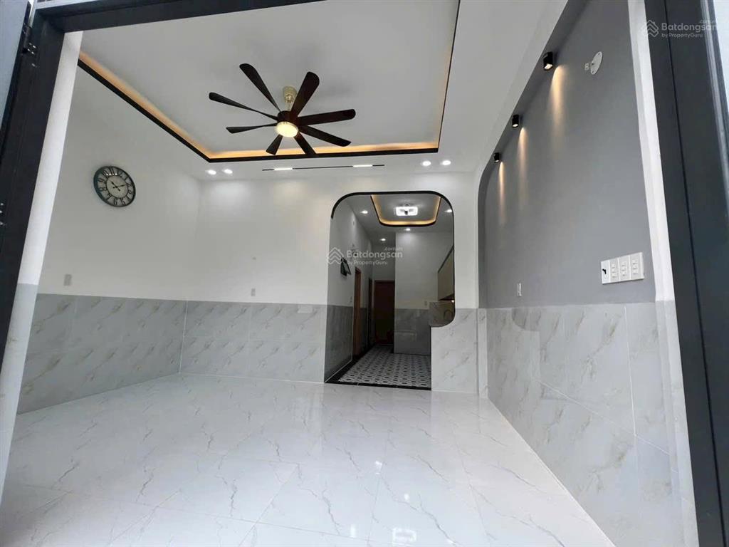Bán nhà mới nằm ngay trung tâm xã diên khánh
giá bán 1 tỷ 430