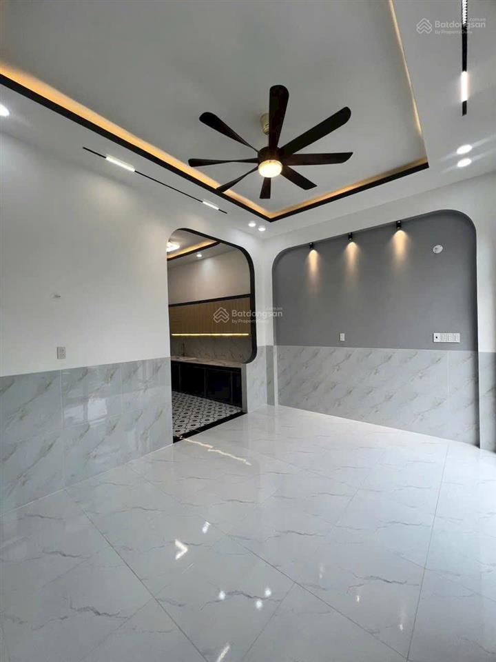 Bán nhà mới nằm ngay trung tâm xã diên khánh
giá bán 1 tỷ 430