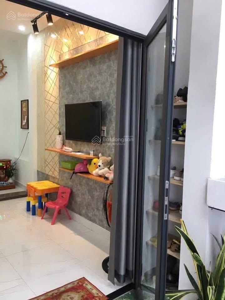 Bán nhà phường phước long giá chỉ 2 tỷ 900