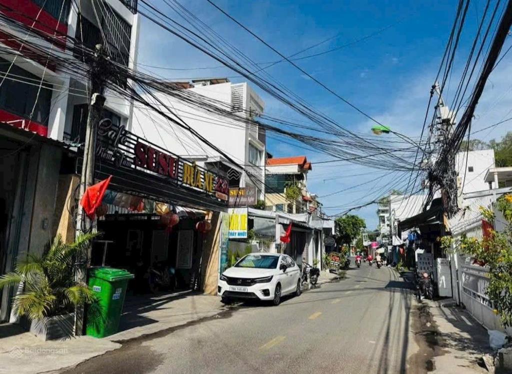 Bán đất tặng nhà mặt tiền phương sài  tp nha trang phù hợp kinh doanh buôn bán