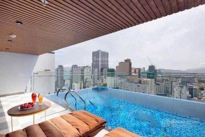 Chuyển nhượng khách sạn mặt 3 sao mặt tiền đường biệt thự  trung tâm phố tây 142,3m2 hơn 80 tỷ