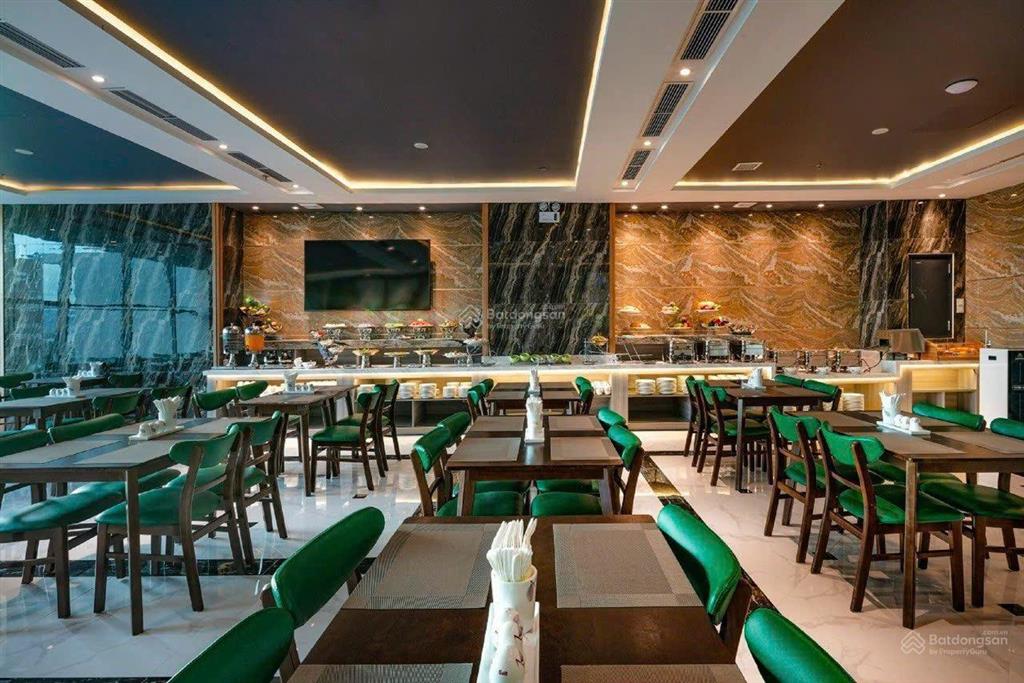 1 toà khách sạn mặt tiền trần phú view biển thành phố nha trang 85 phòng giá 200 tỷ