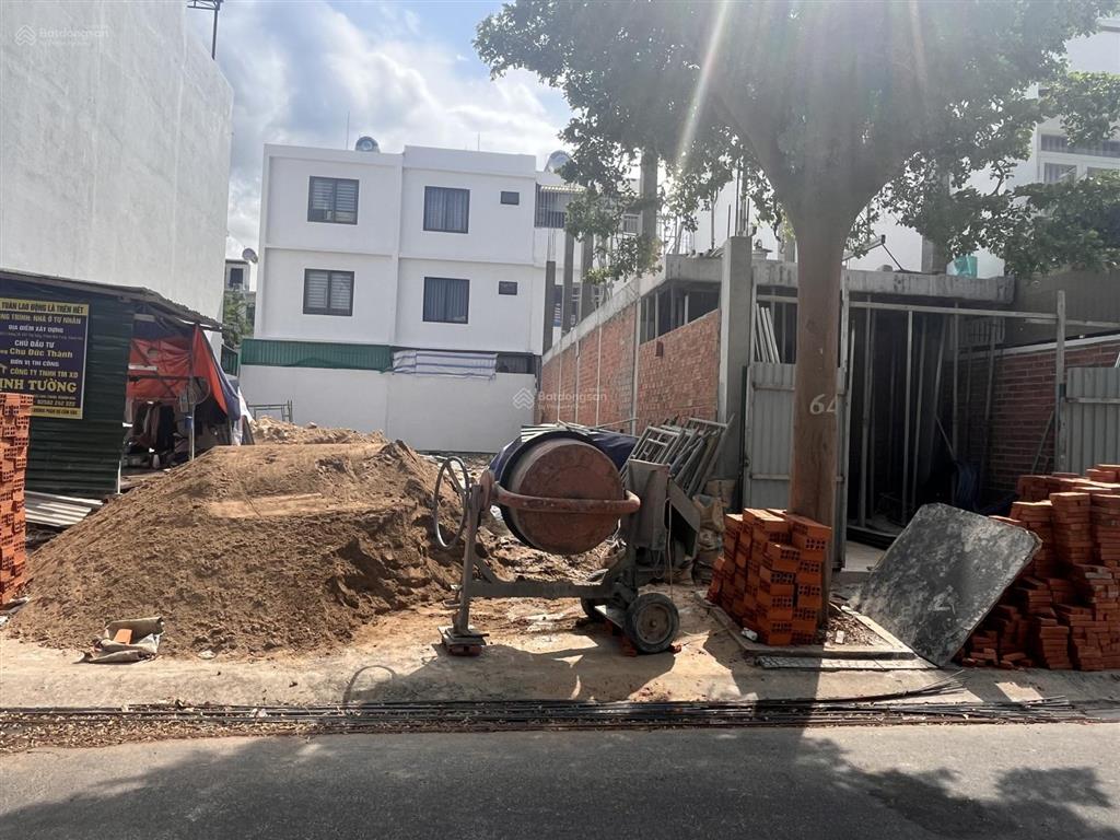 Bán đất mặt tiền đường 94, lk513, lô sạch đẹp, giá 53tr/m2