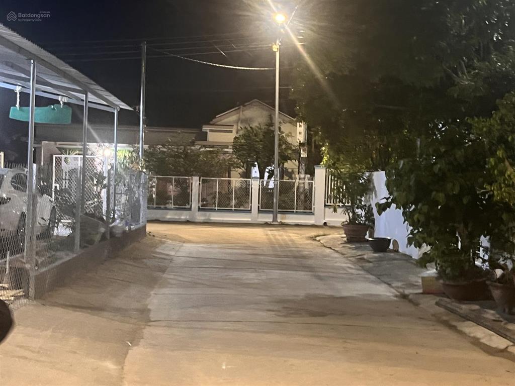 Bán đất 1000m2, 9,8 tỷ tại trương công kỉnh, ninh diêm, ninh hòa