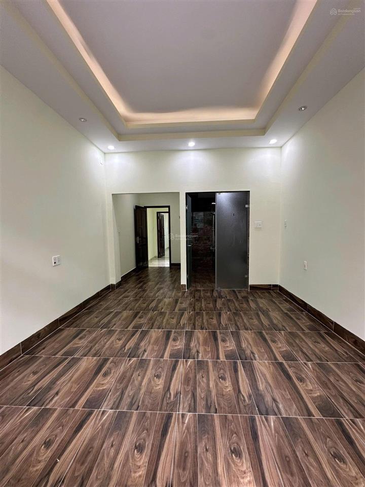 Bán nhà tđc lê hồng phong 2, đối diện công viên, 3 tầng (4x16), 7,75 tỷ.  0905 573 ***