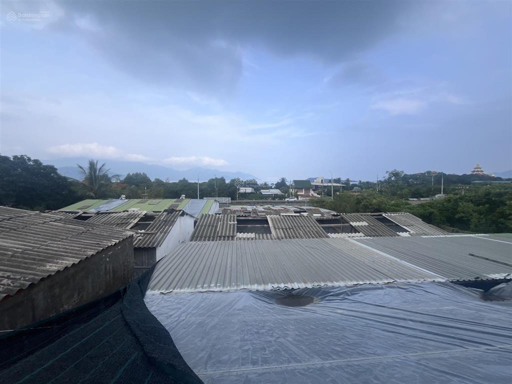 Bán nhà xưởng chăn nuôi thuỷ hải sản, chủ lớn tuổi nên cần sang nhượng lại, 3000m2, có hơn 100 bể