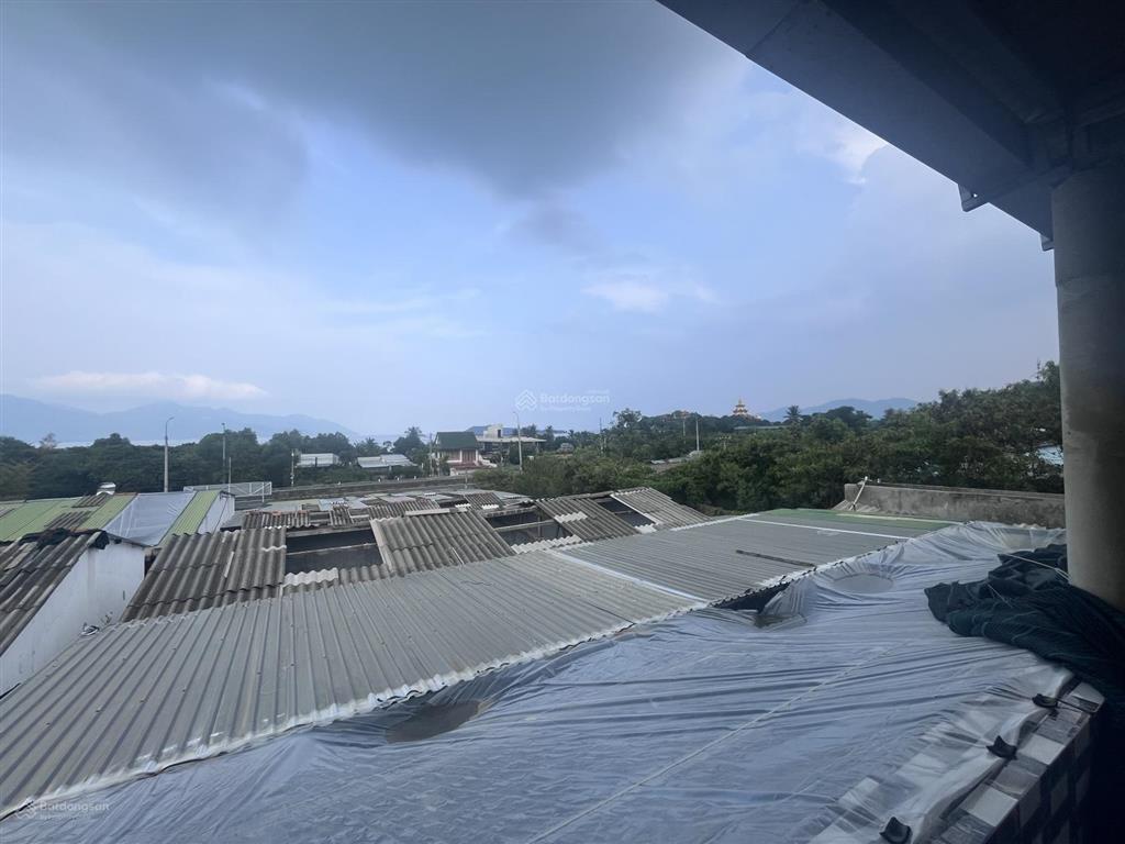 Bán nhà xưởng chăn nuôi thuỷ hải sản, chủ lớn tuổi nên cần sang nhượng lại, 3000m2, có hơn 100 bể