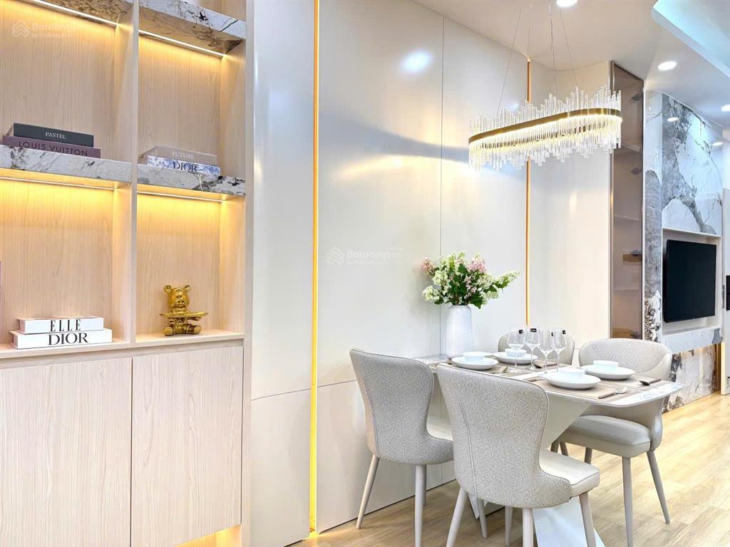 Cần bán gấp căn hộ mường thanh viễn triều nội thất mới 100% hướng đông nam mát mẻ cả ngày