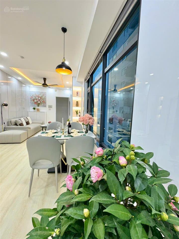 Bán gấp căn hộ view góc biển mường thanh viễn triều nha trang ban công thoáng mát, view xéo biển