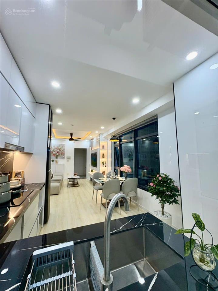 Bán gấp căn hộ view góc biển mường thanh viễn triều nha trang ban công thoáng mát, view xéo biển
