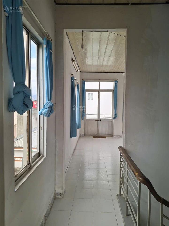 Hot, nhà 3 tầng cách đường thích quảng đức chỉ 20m, giá rất tốt