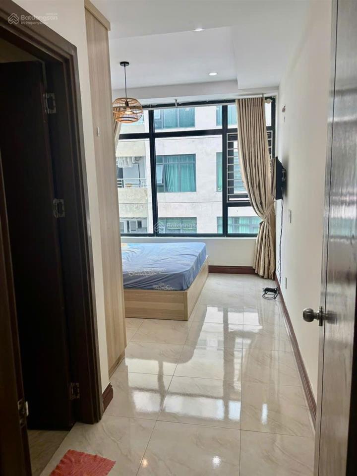 Bán căn hộ mường thanh tầng cao view xéo biển toà oc1a