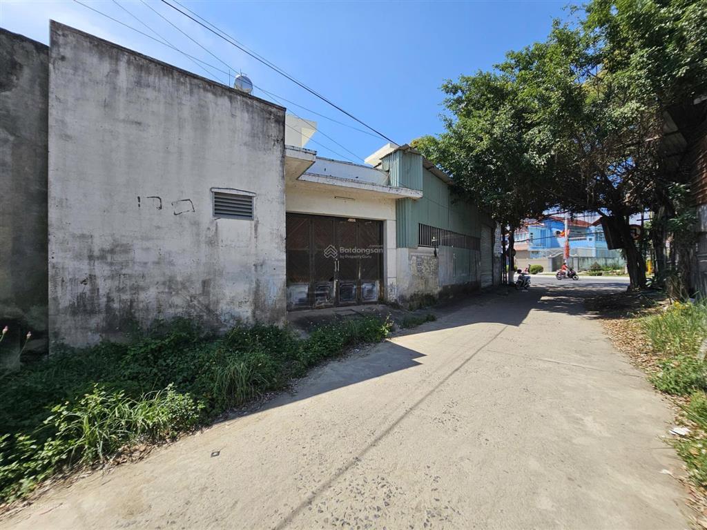 Cho thuê mặt bằng kho xưởng 2 mặt tiền đường 23/10, vĩnh trung nha trang