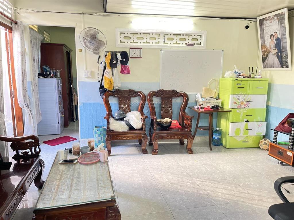 Bán nhà cấp 4 có gác hẻm tân an  p. phước hải  tp. nha trang. dt 51.1m2 giá 3,1 tỷ