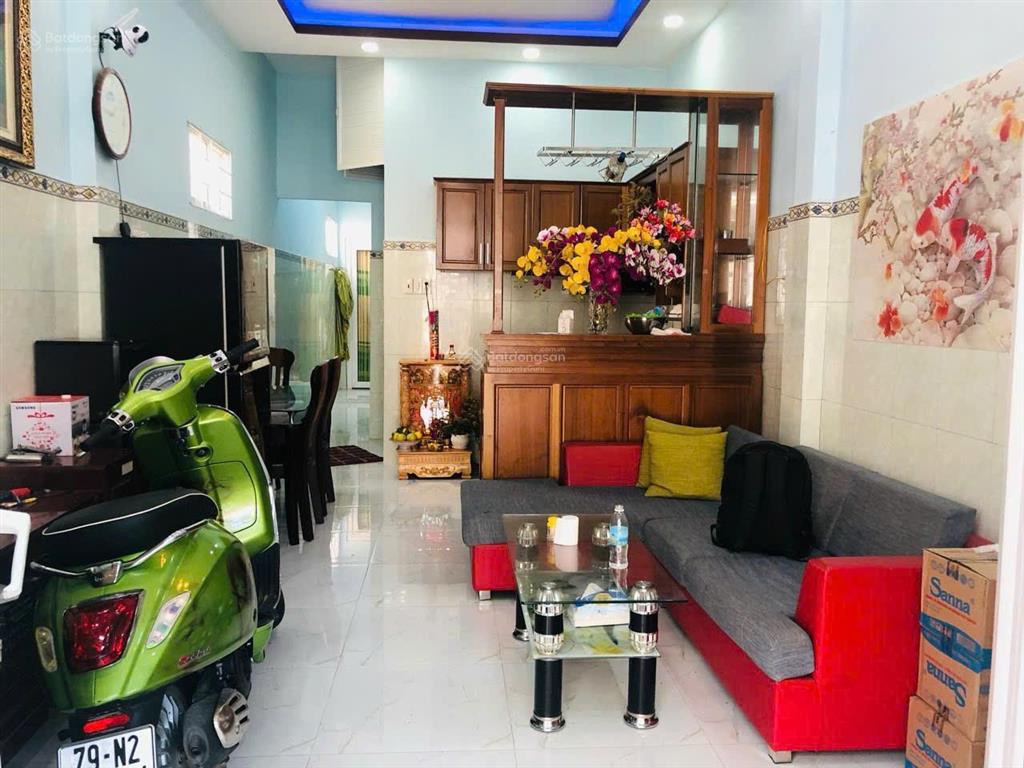 Bán nhà cấp 4 hẻm nguyễn khuyến  p. vĩnh hải  tp. nha trang. dt 68,5m2 giá 3,5 tỷ